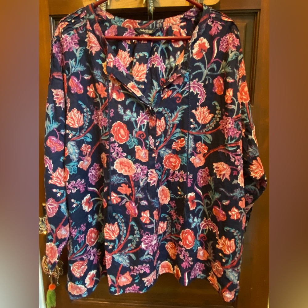 NWOT Lucky Brand plus top